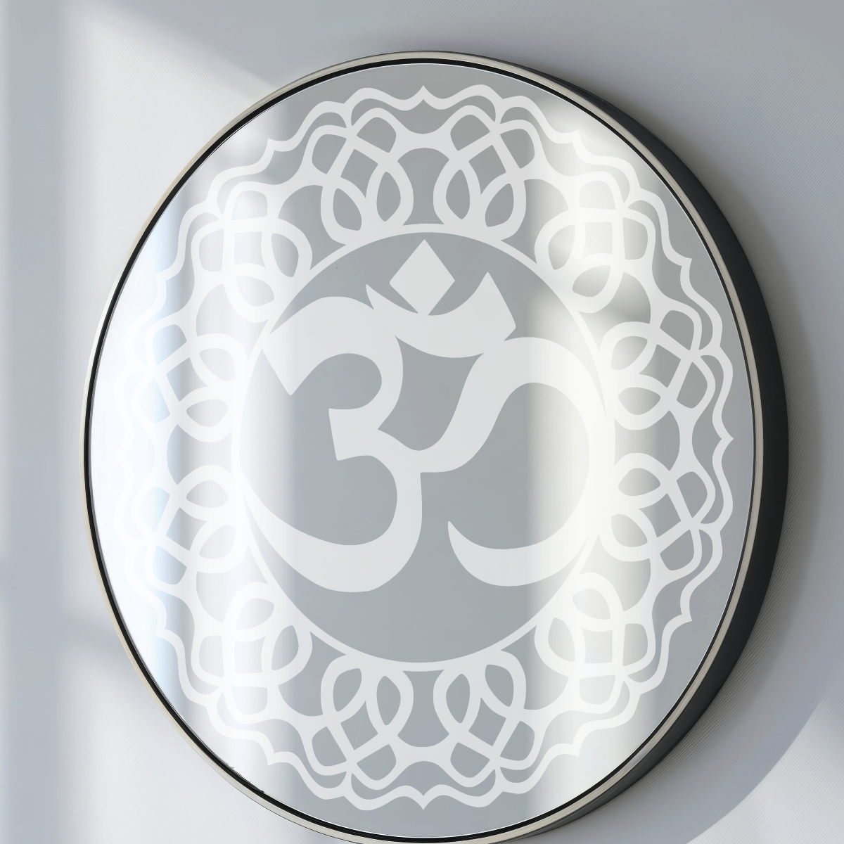 Om, buddhistisches Symbol - Moderner Wandspiegel, Spiegel mit Gravur, Spiegel mit OM Symbol
