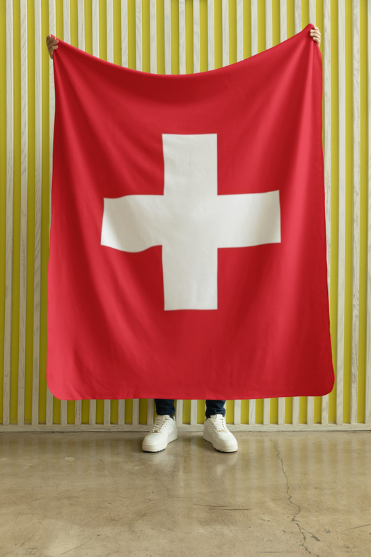 Kuscheldecke mit Schweizer Flaggen Design | Flauschig | Wärmend | Vielseitig - heartbeat - 
